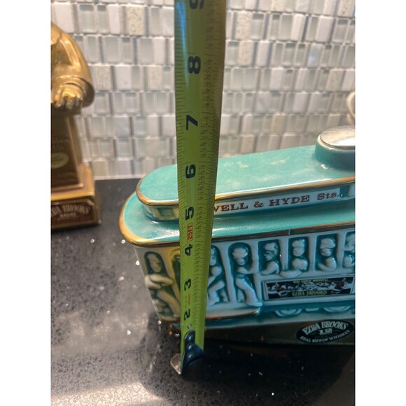 EZRA Brooks vintage whiskey decanter circa 1968, HYDE PARK cable car unique - Picture 10 of 12